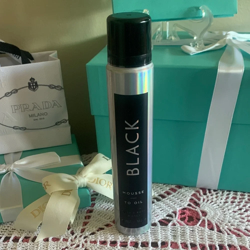 BLACK Mousse to Oil Spray Can - bbw